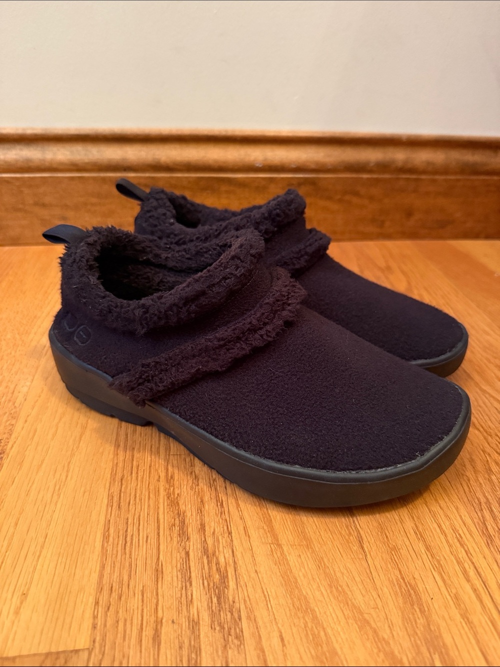 OOFOS OOcoozie Low Womens Size 6.5 Women’s Casual Walking Slip On Recovery Shoes
